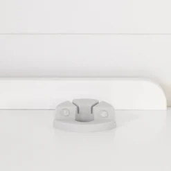 Tiara Makeup Desk Pure White - South Shore -Kids’ Furniture Store GUEST 55f51980 18a4 4a1e 8fbe 791fd6fdb7be