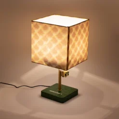 Minecraft Honeycomb Bee Table Lamp 7 Minecraft Honeycomb Bee Table Lamp -Kids’ Furniture Store GUEST 5acb73ff a825 43c4 91c7 bda9d459057e