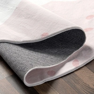 NuLOOM Jovie Polar Bear Machine Washable Kids Area Rug 3 NuLOOM Jovie Polar Bear Machine Washable Kids Area Rug - Image 3