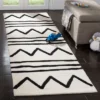 Safavieh Kids SFK907 Hand Tufted Area Rug - Safavieh