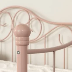 Summer Breeze Metal Daybed Pink - South Shore -Kids’ Furniture Store GUEST bedc333f 8581 4e9d 8119 956dd08cdd23